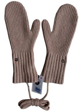 NWT Lululemon Alpaca Wool-Blend Mittens with String (Crepe) - XS/S